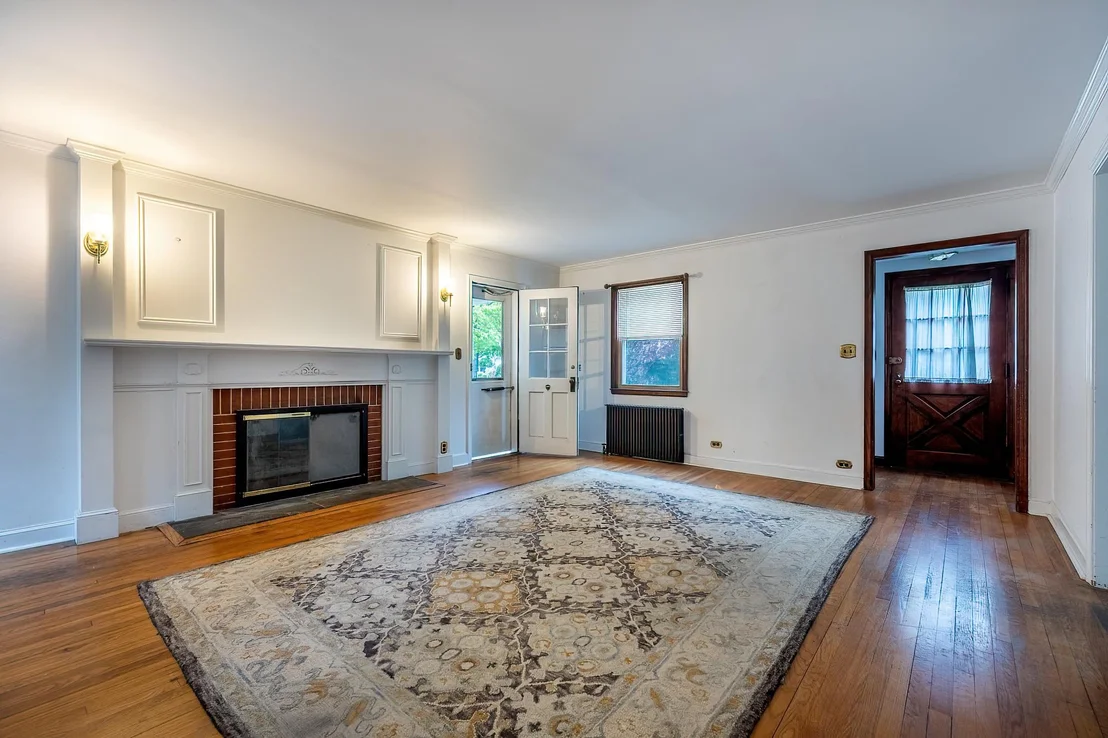 Photo of 545 Ridgeway