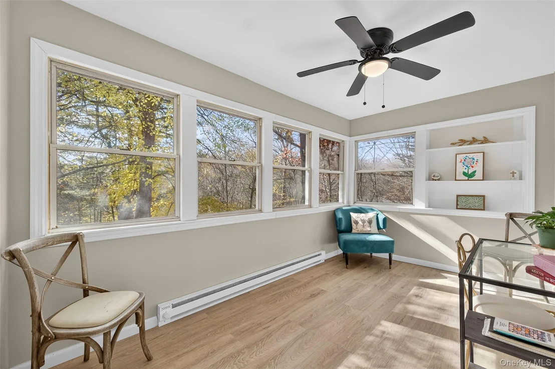 Photo of 34 Round Hill Road