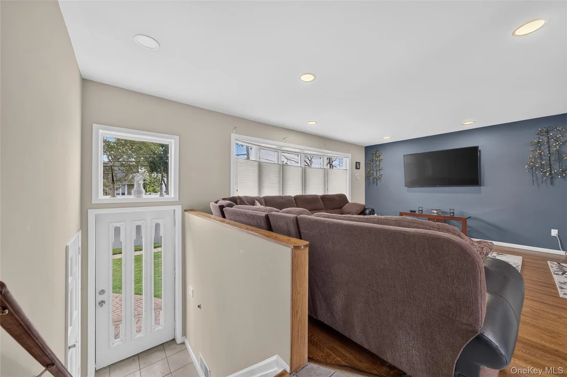 Photo of 395 Bunker Drive