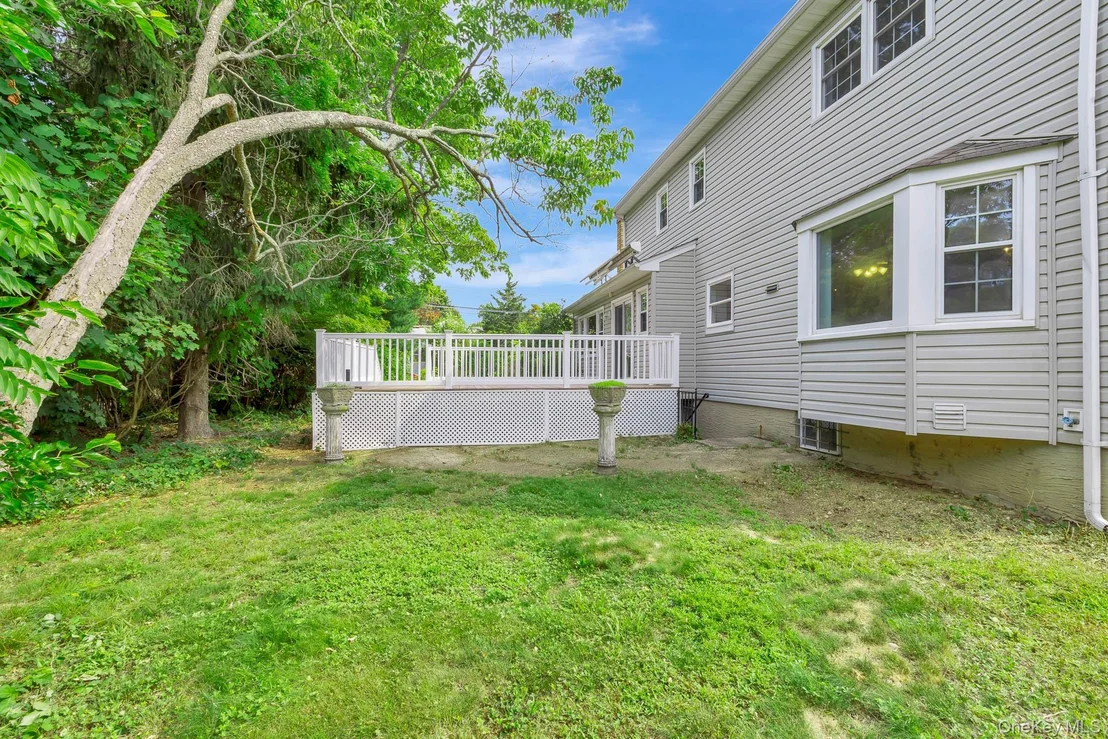 Photo of 322 2nd Avenue