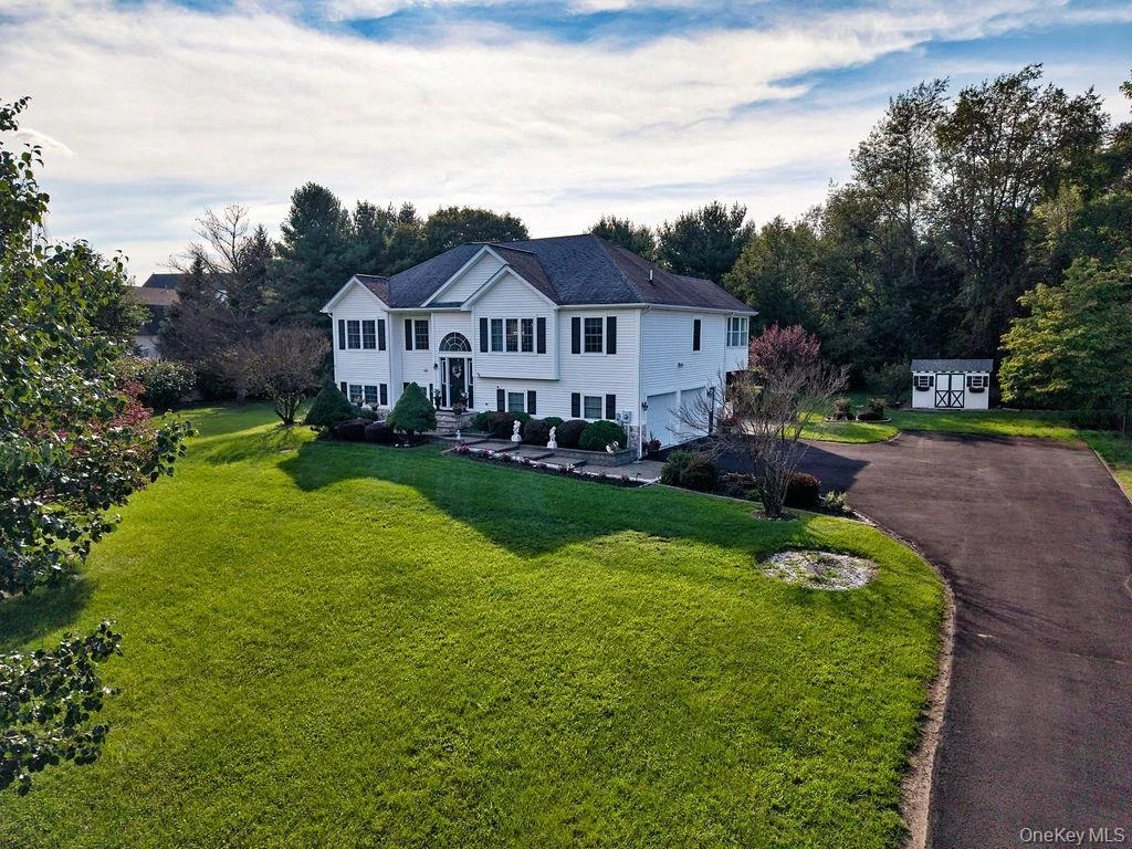 Photo of 274 Robinson Lane