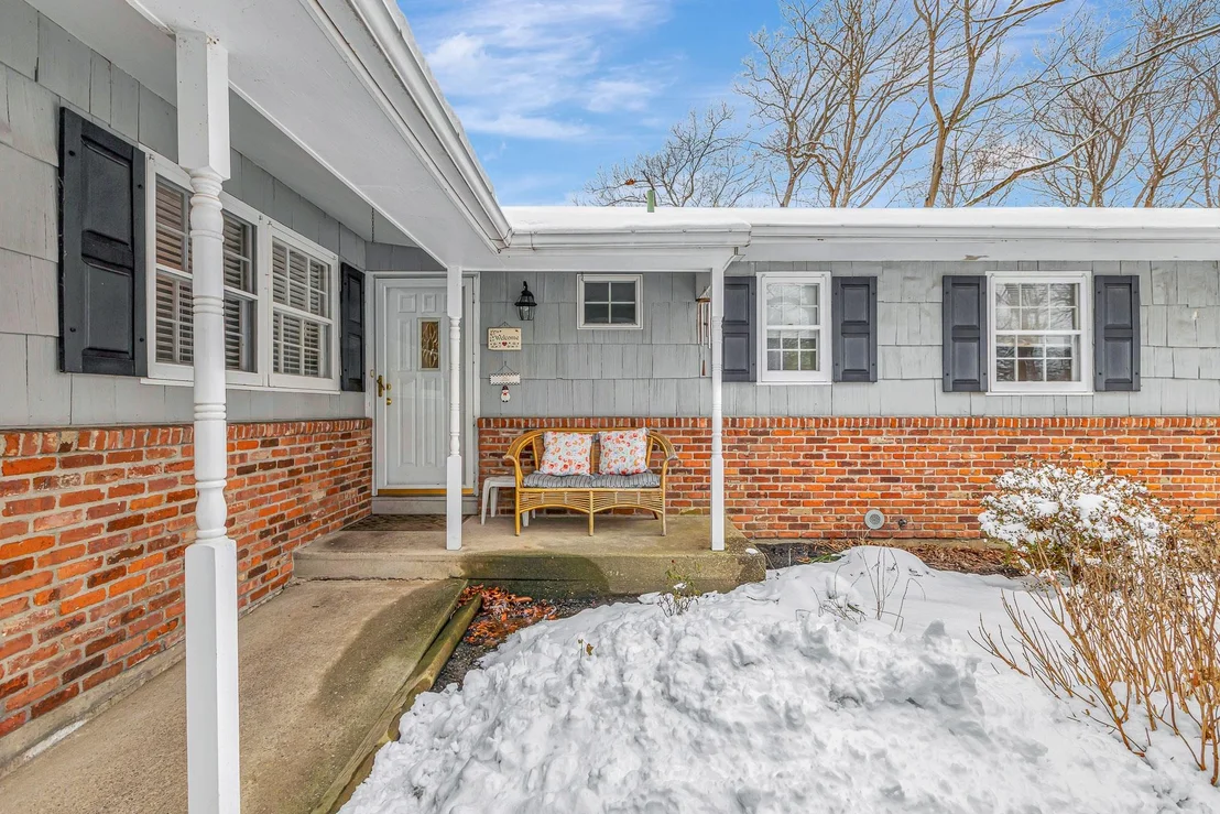 Photo of 98 Hillside Avenue