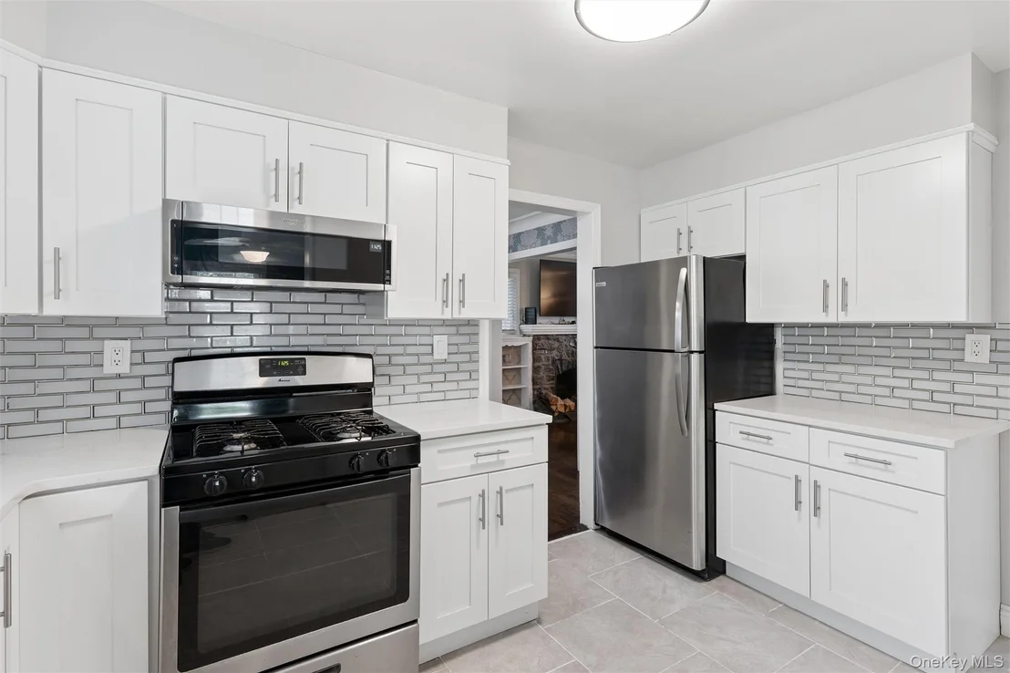 Photo of 20 Beverly Parkway
