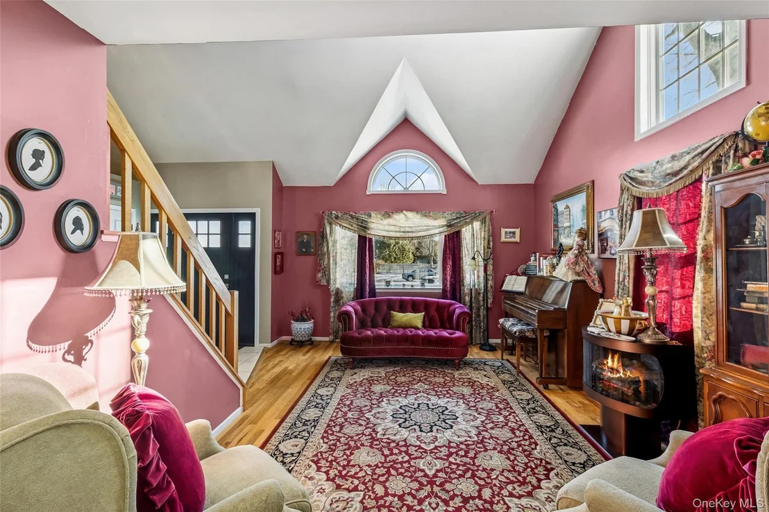 Photo of 41 Locust Drive