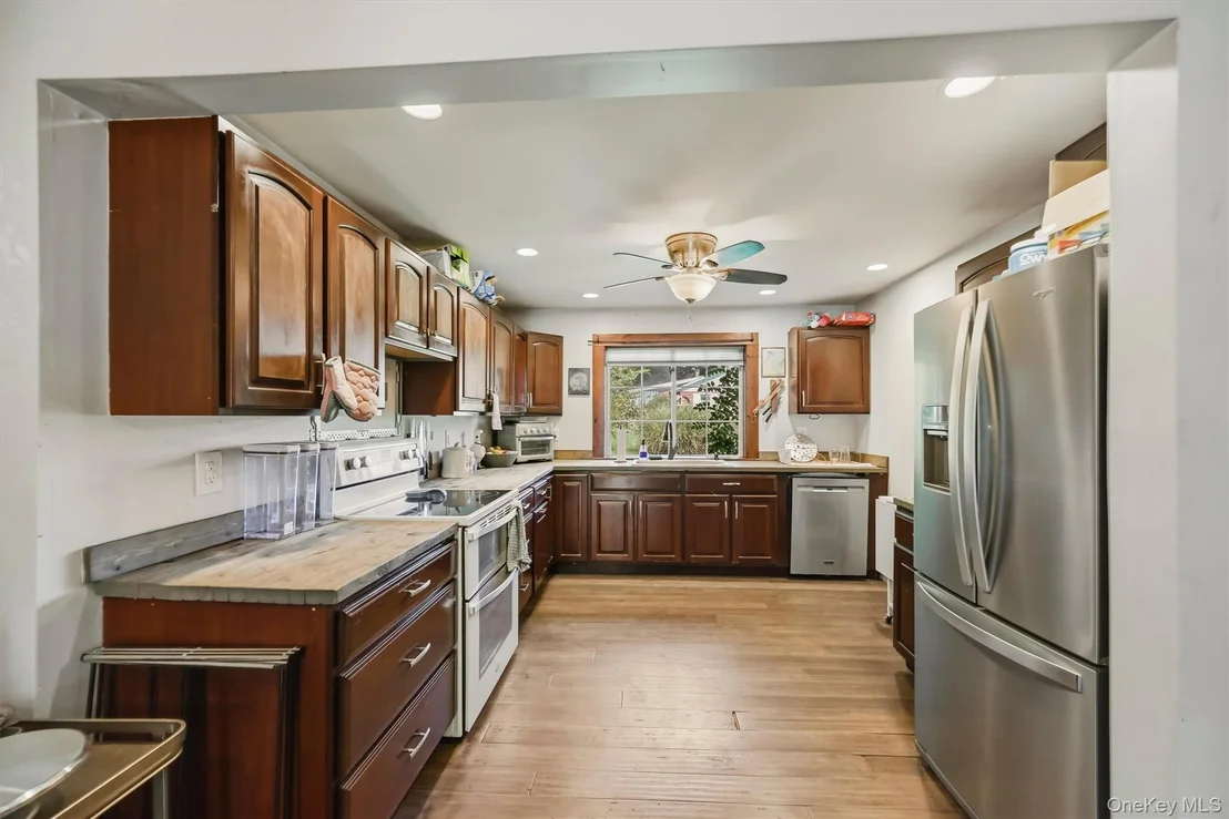 Photo of 66 Silver Spring Road