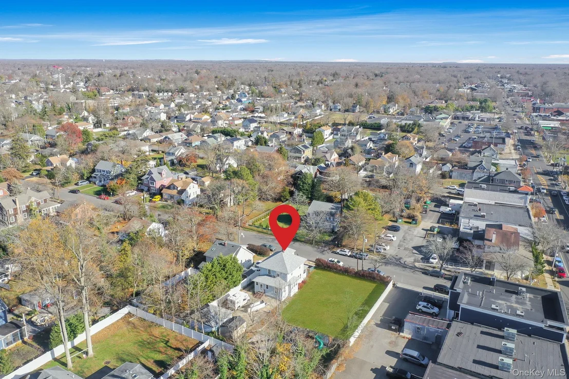 Photo of 4 3rd Avenue