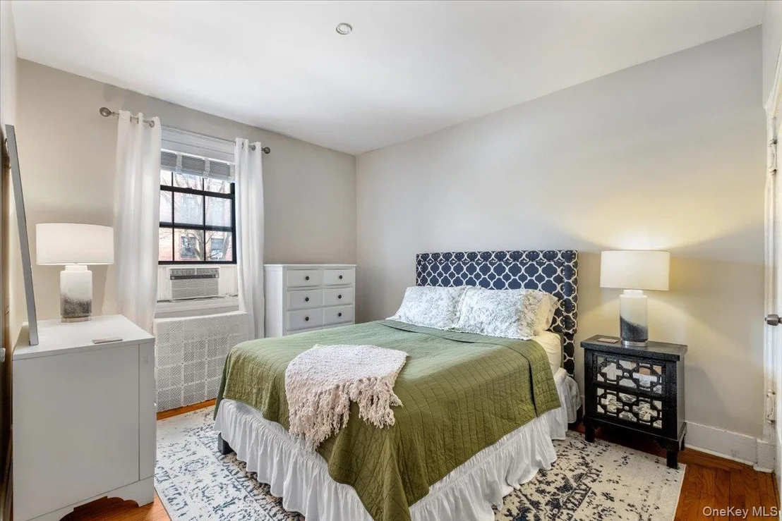 Photo of Unit 3A at 824 Bronx River Road
