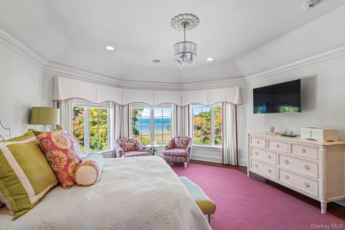 Photo of 697 Short Beach Road
