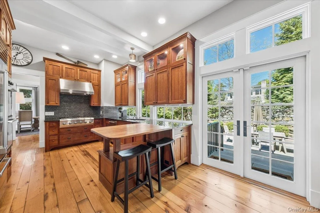 Photo of 1020 Constable Drive