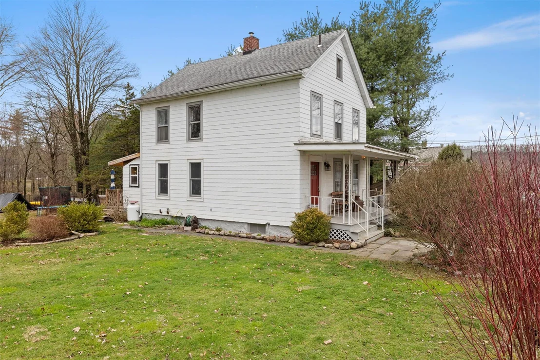 Photo of 11 Maple Street