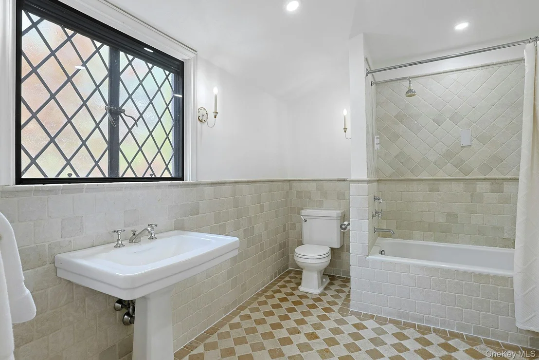 Photo of 36 Beechtree Drive