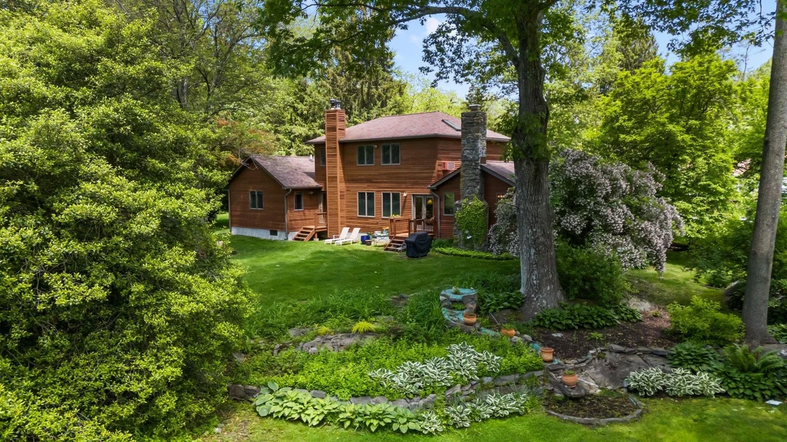 Photo of 237 Barrett Hill Road