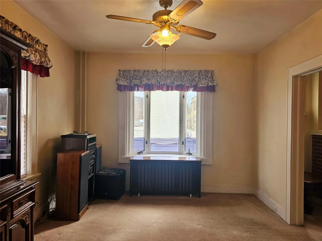 Photo of 2 Chestnut Street