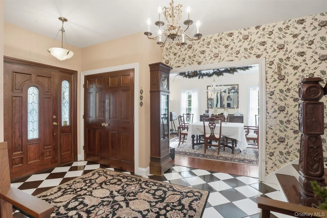 Photo of 17 Skyview Lane