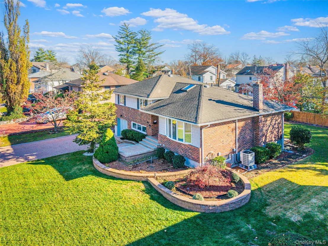 Photo of 192 Birch Drive