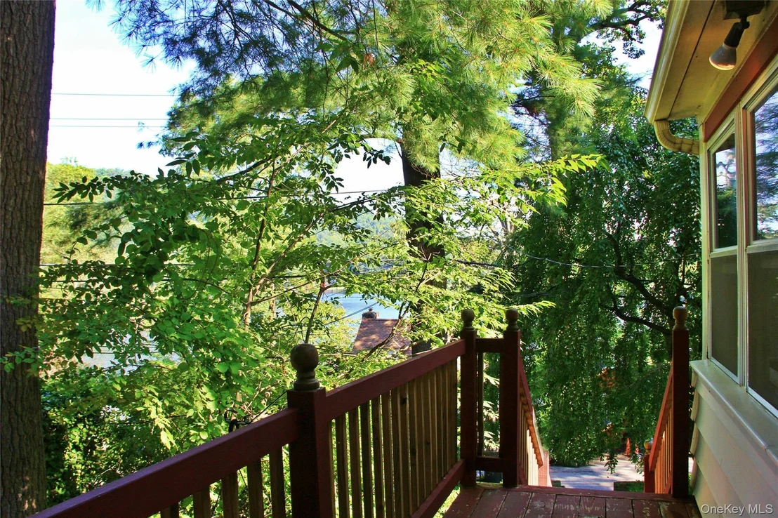 Photo of 184 Lake Drive