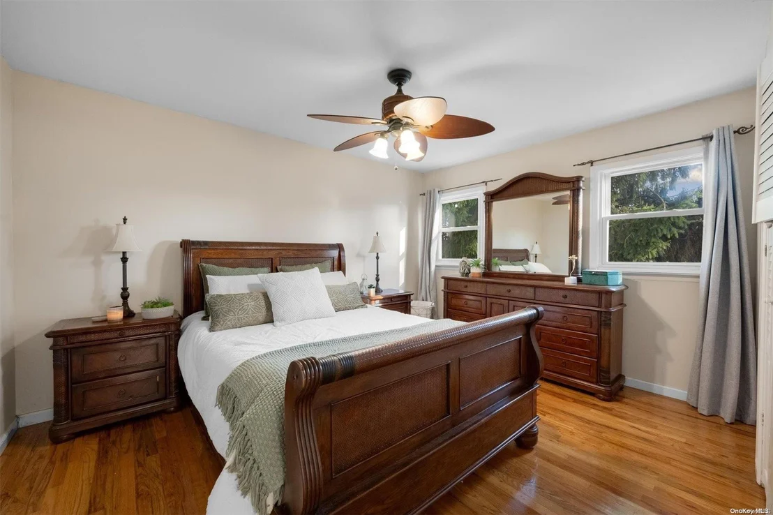 Photo of 36 Calvert Avenue