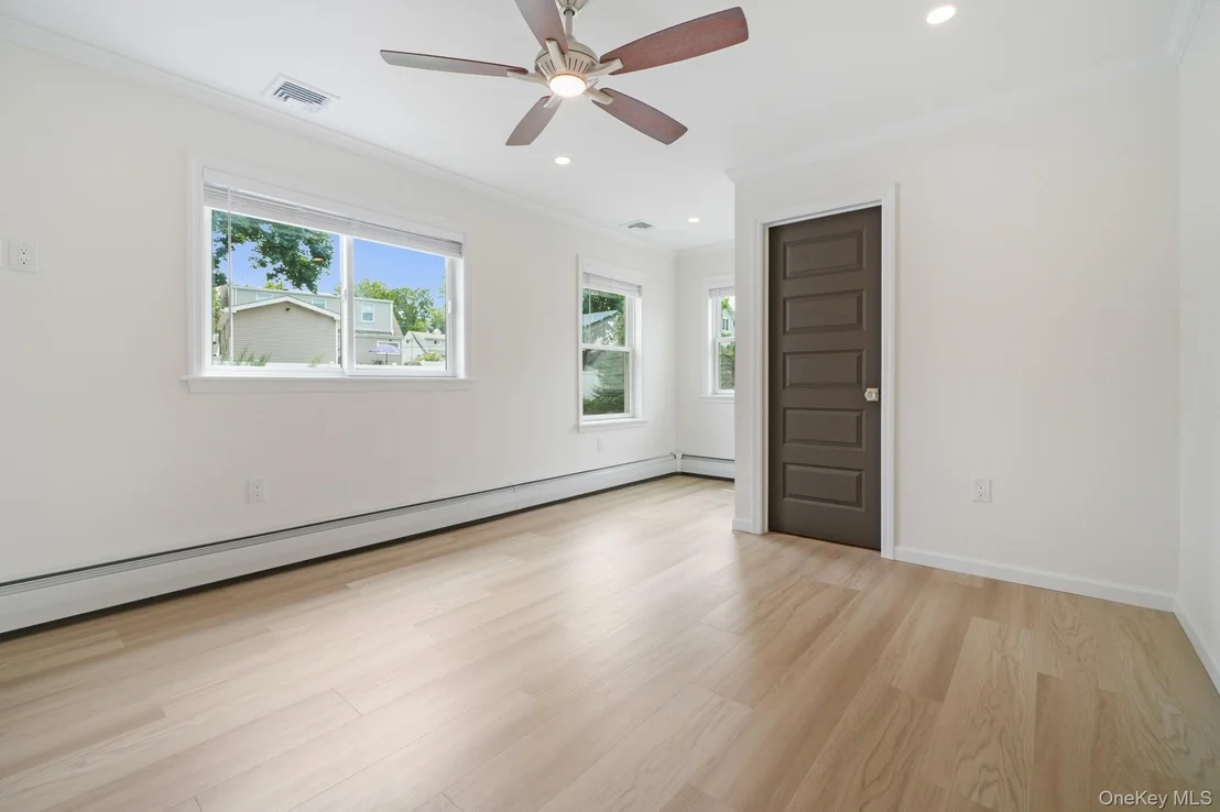 Photo of 54 Hazelton Road