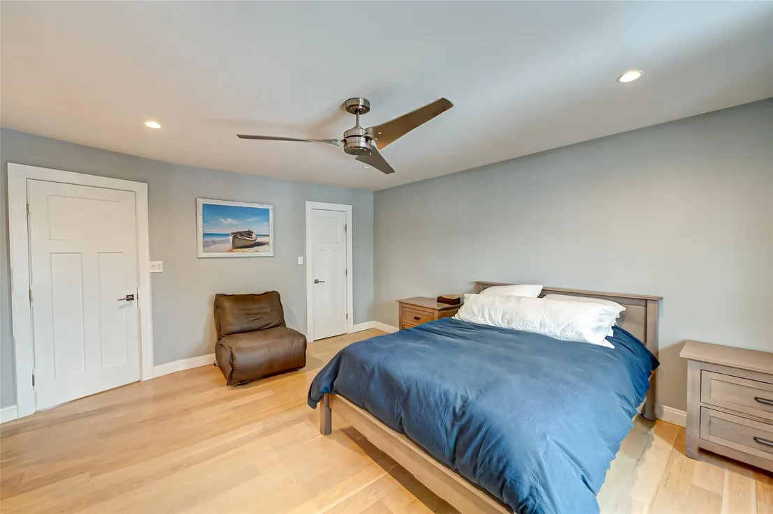 Photo of 12 Sutton Place