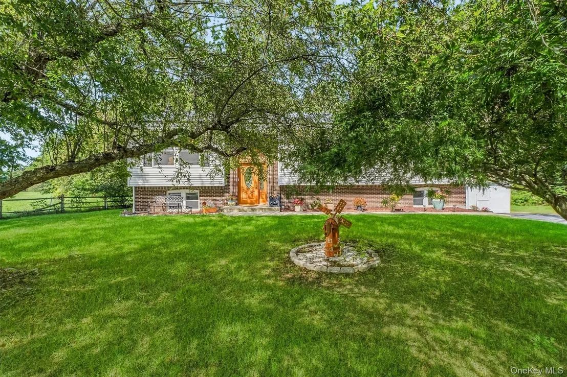 Photo of 47 Stringham Road