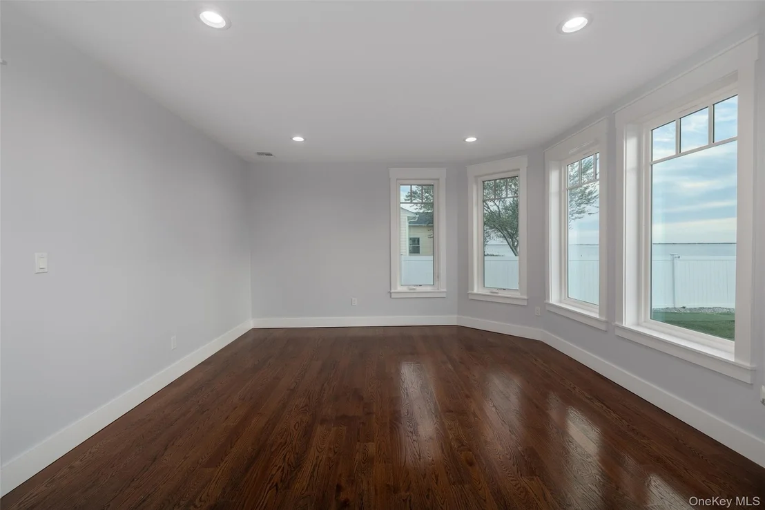 Photo of 72 Grandview Drive