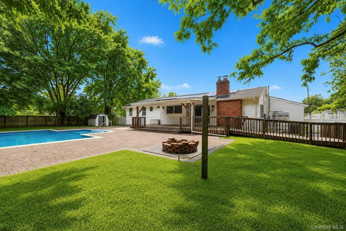Photo of 10 Aron Drive