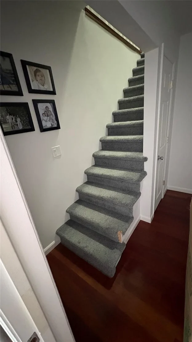 Photo of 81 Greenway Close