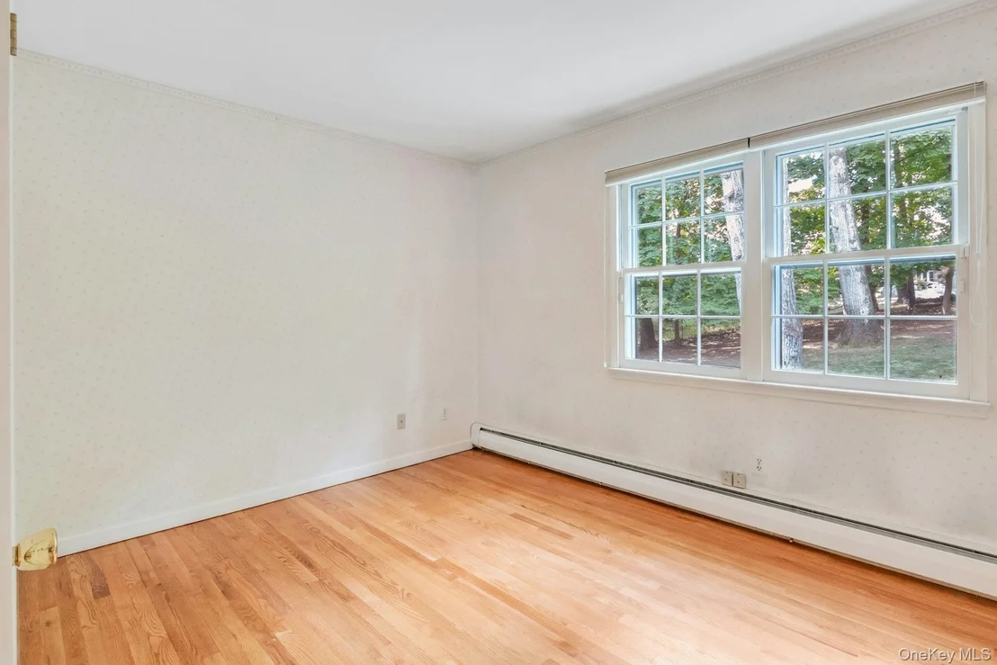 Photo of 409 Central Drive