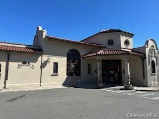 Photo of Unit 5A at 830 Bronx River Road