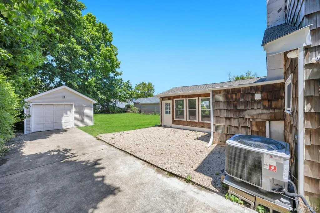 Photo of 29 Pearsall Street