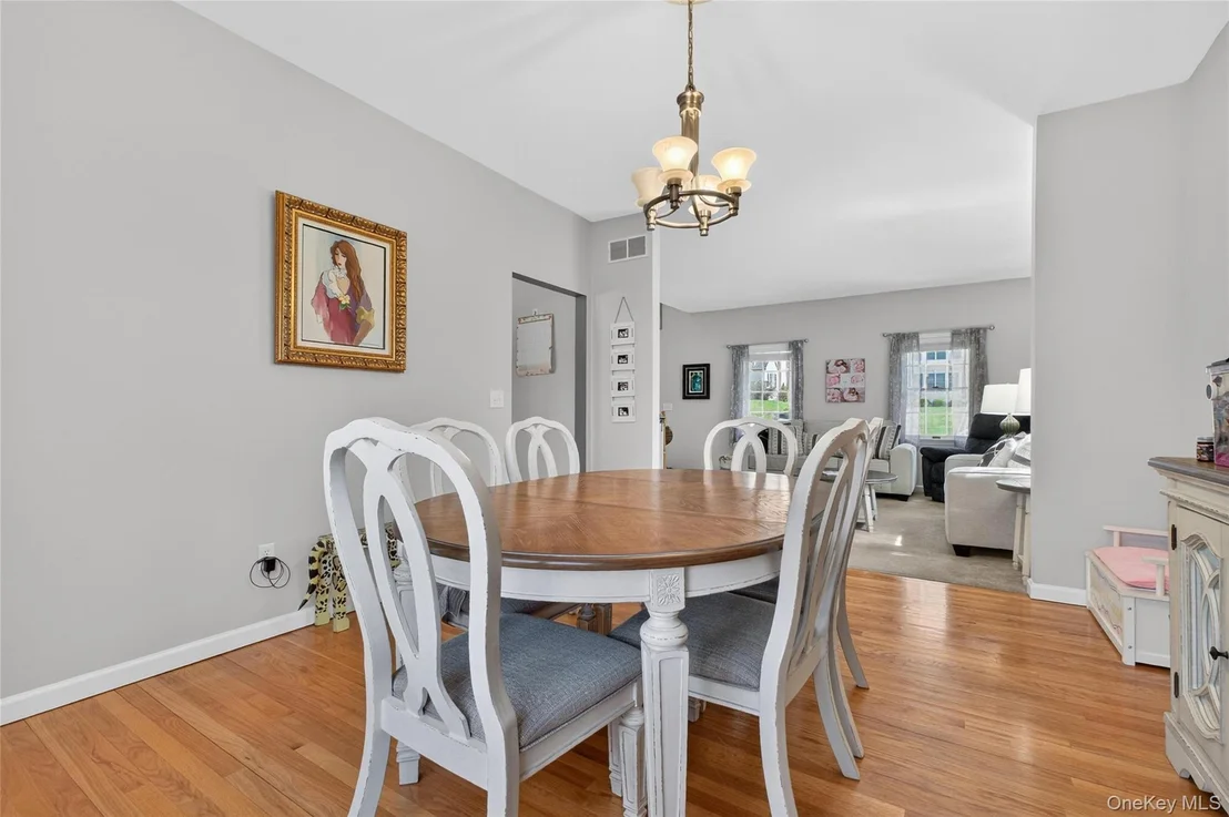 Photo of 24 Coachlight Drive