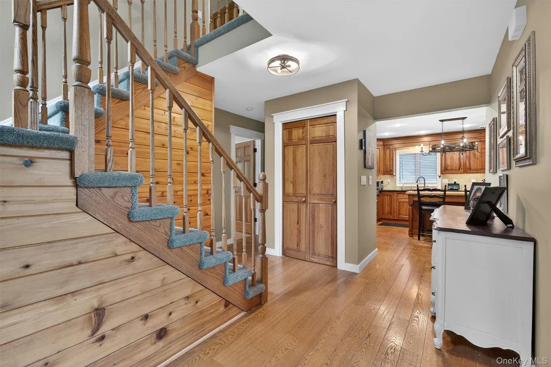 Photo of 233 Hill Road