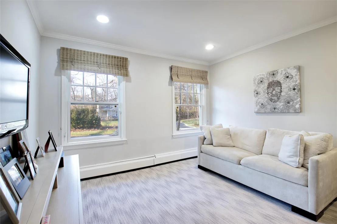 Photo of 75 Chestnut Drive