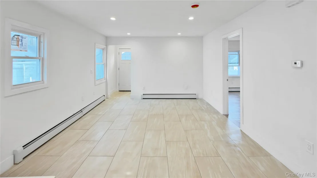 Photo of 224 Windsor Parkway
