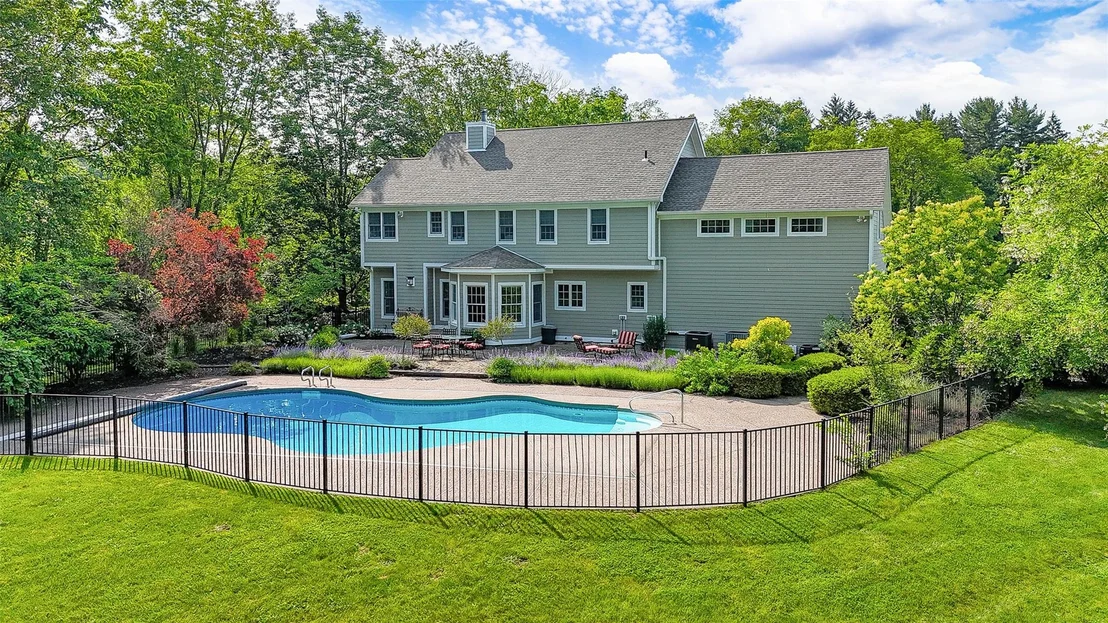 Photo of 2 Marion Way