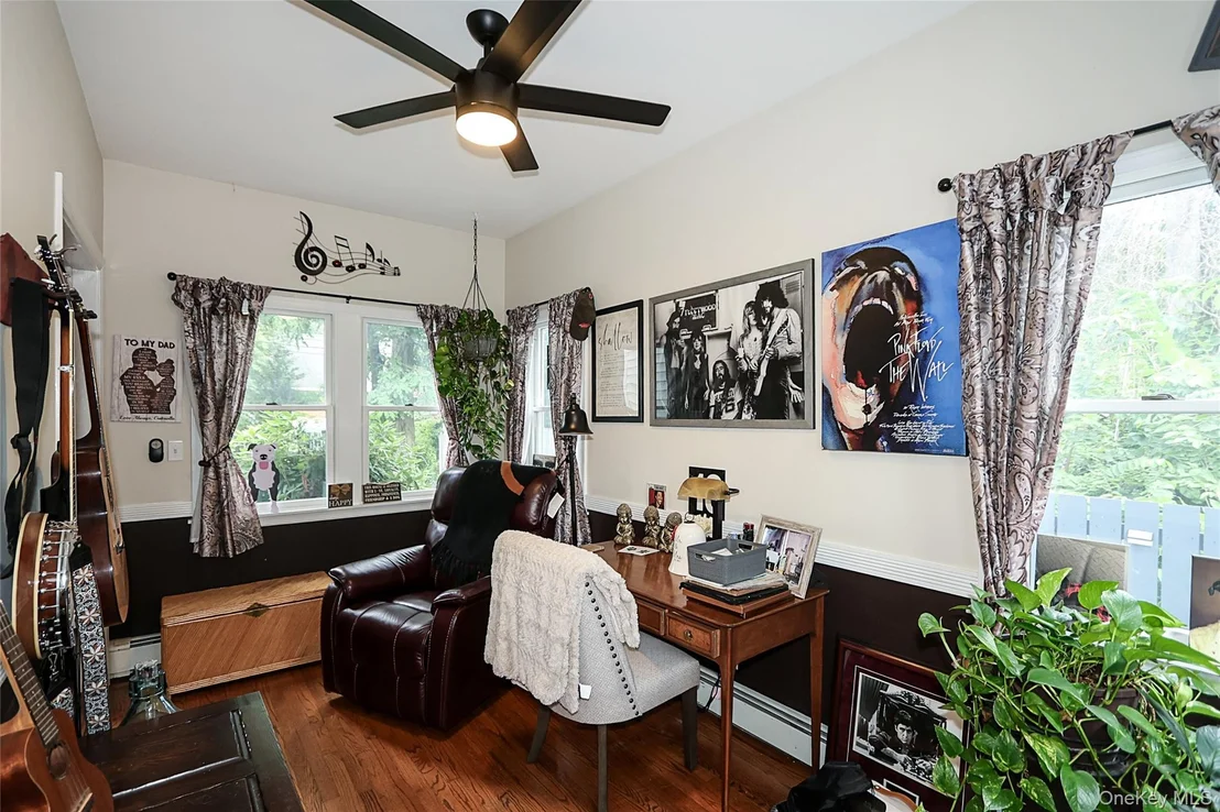 Photo of 8 Dumond Place