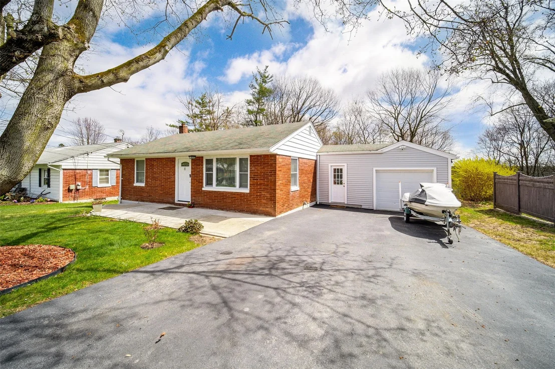 Photo of 8 Ludlow Drive