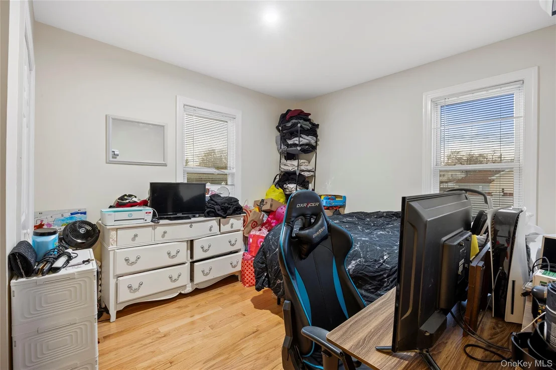 Photo of 23 Pineview Boulevard