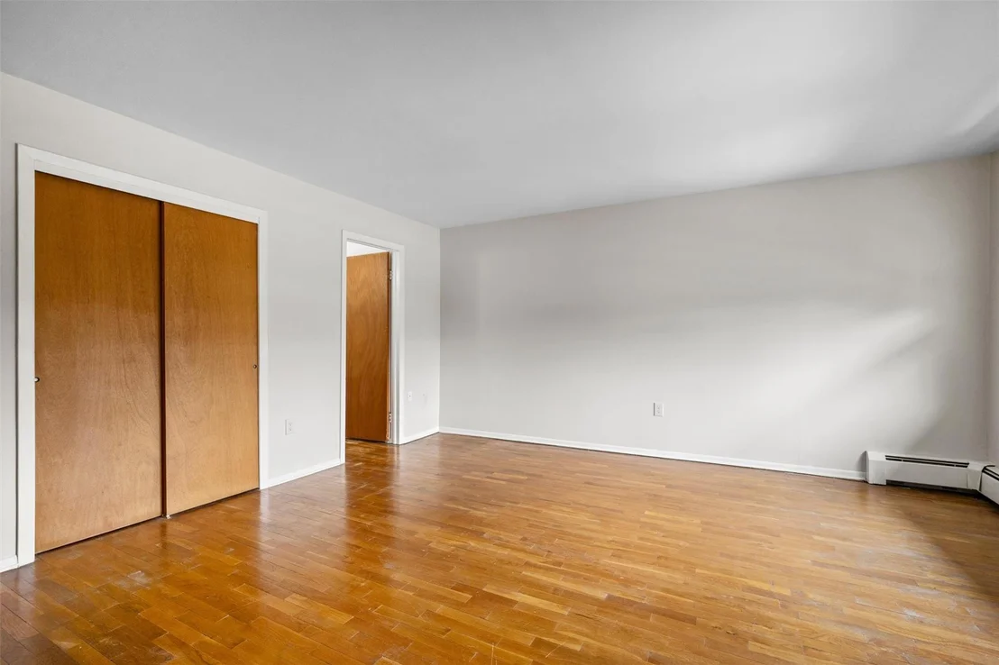 Photo of 75 Vails Gate Heights Drive