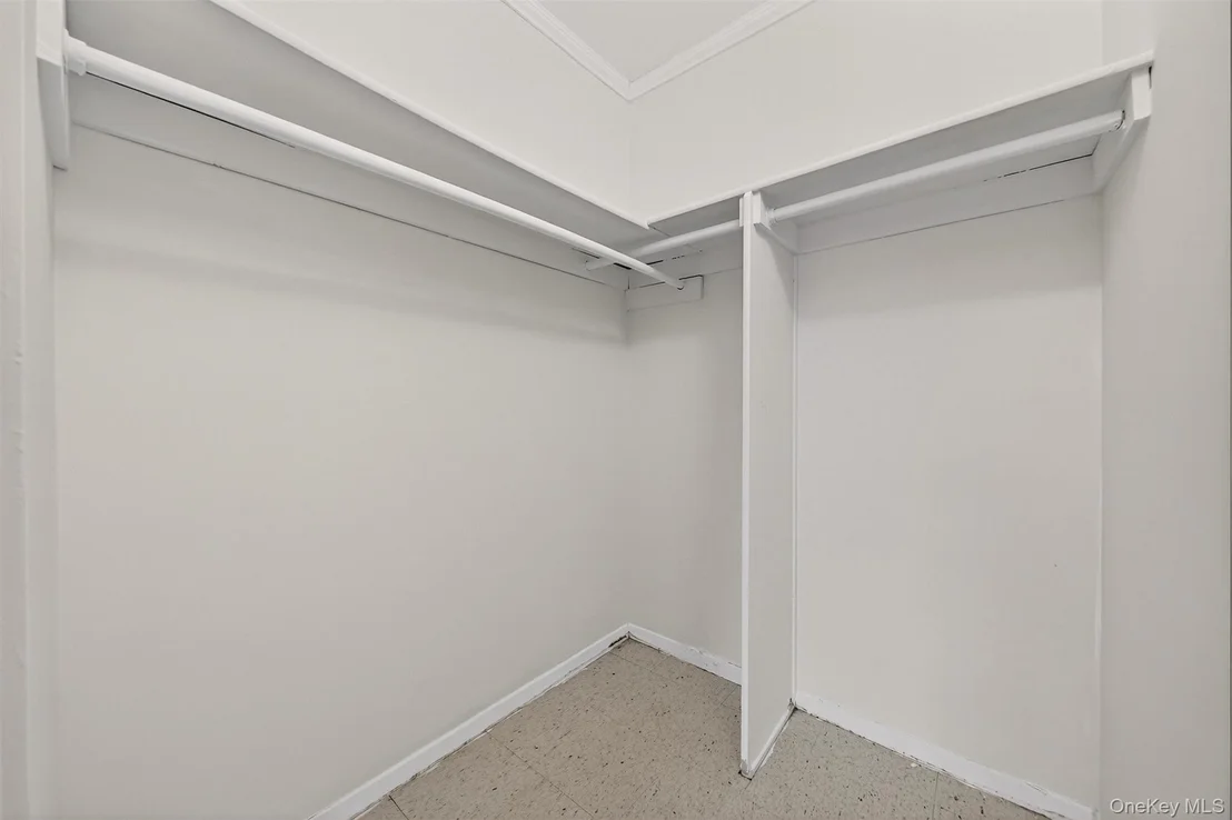Photo of 1042 Fox Street