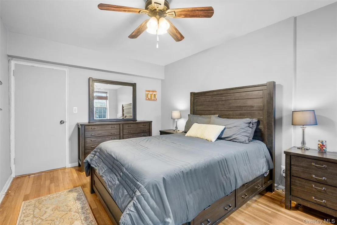 Photo of Unit B65 at 786 Bronx River Road