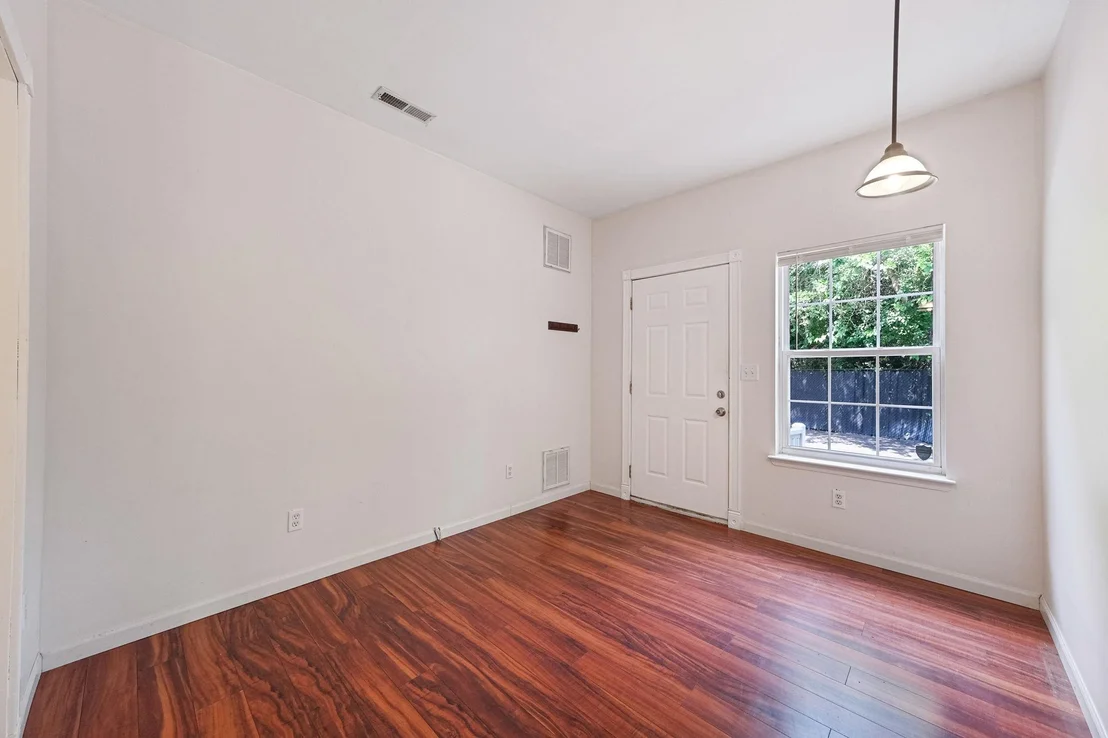 Photo of 6 Muellers Lane