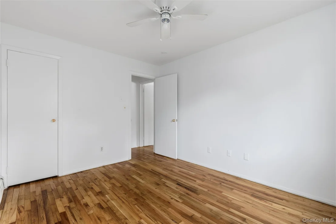Photo of Unit E at 2 Woods End Circle