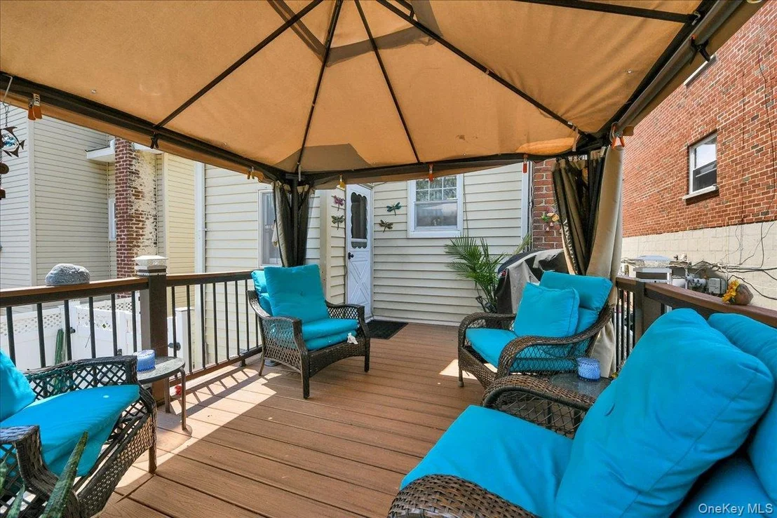 Photo of 322 Logan Avenue