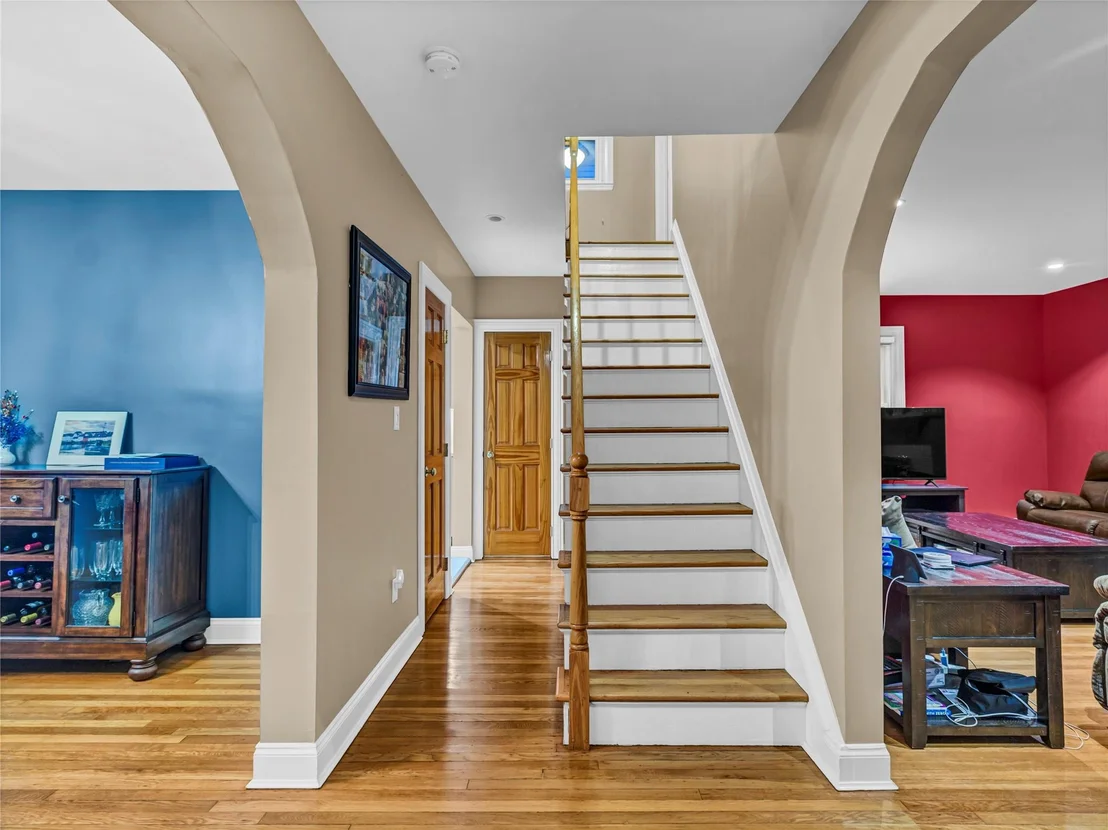 Photo of 108 Vincent Avenue