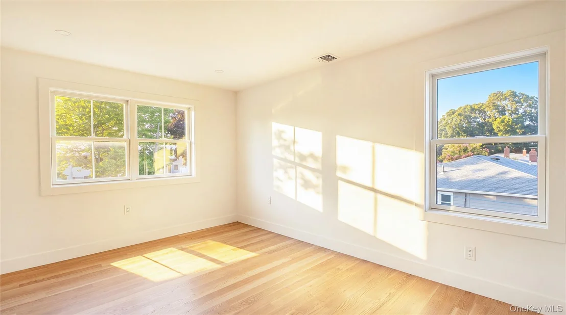Photo of 100 Bieselin Road