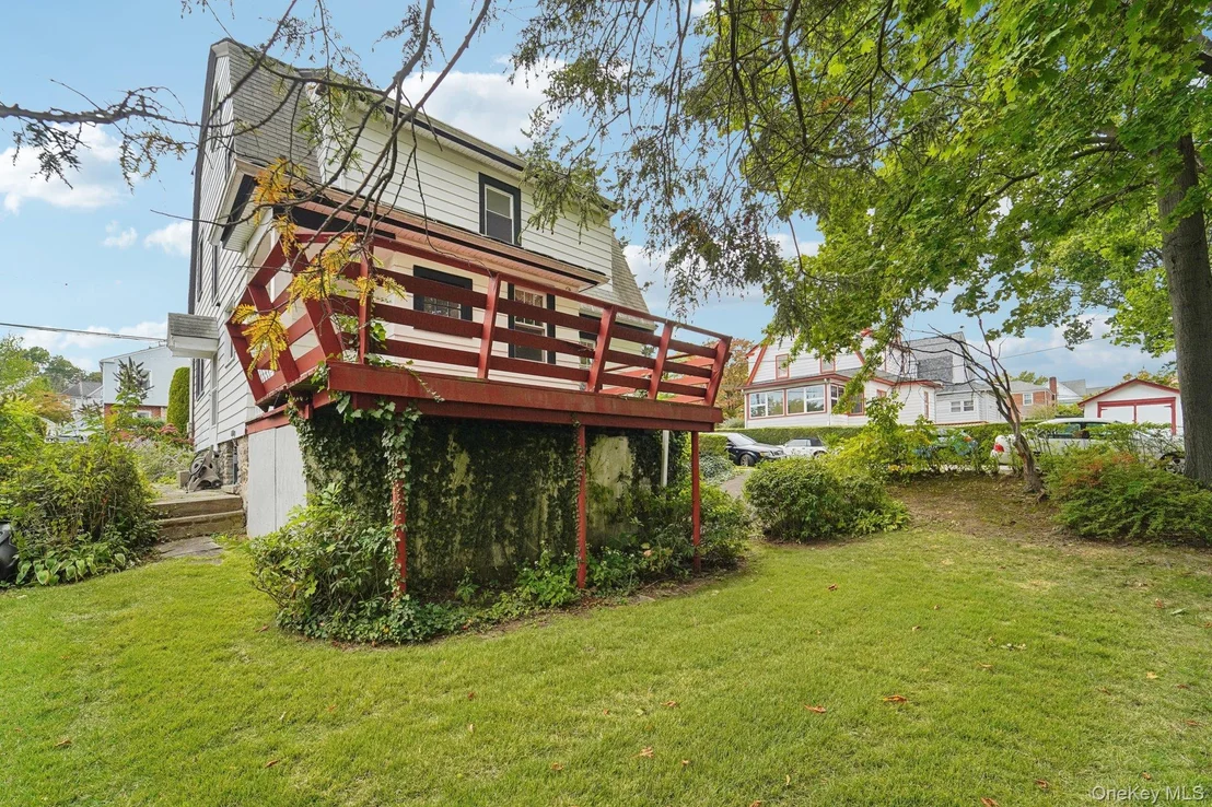 Photo of 115 Morsemere Avenue