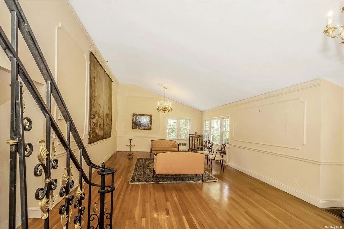 Photo of 100 The Intervale