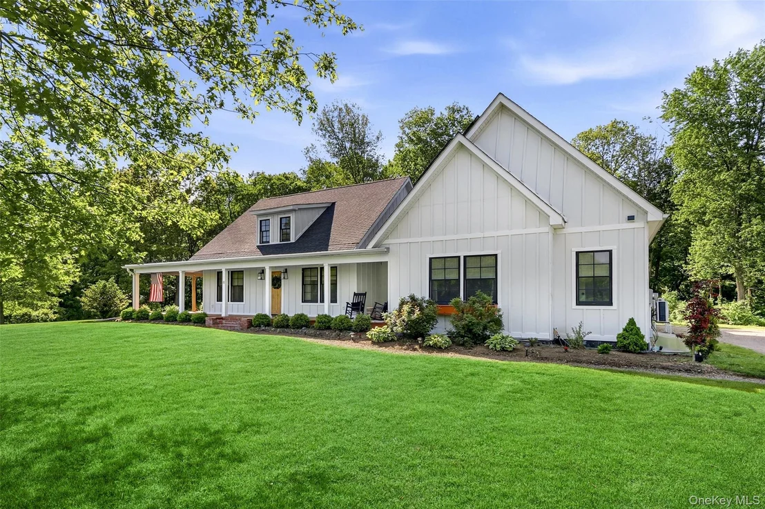 Photo of 18 Barnstormer Lane