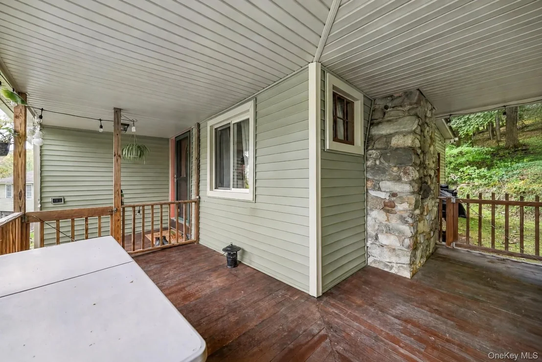 Photo of 2 Iris Road